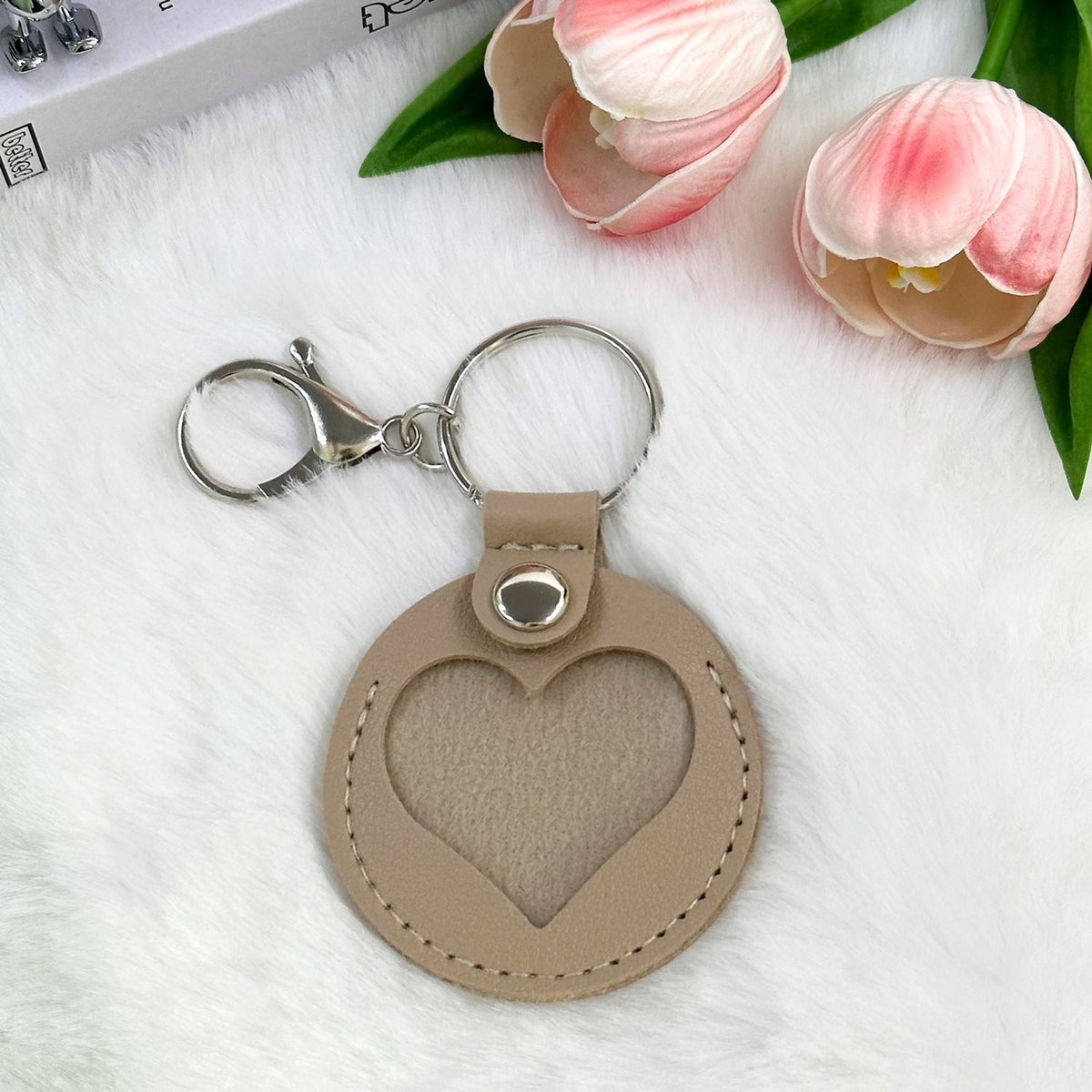PU Leather Pet Hair Memorial and Storage Charm for Dog and Cat Bag Charm