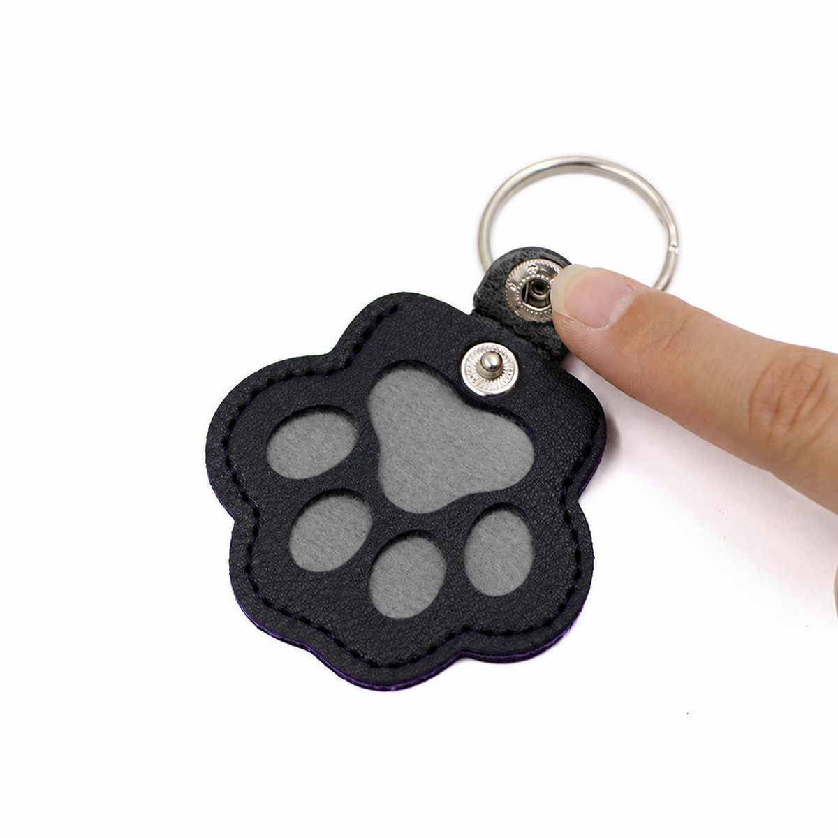 Paw window keepsake charm showing the actual snap opening